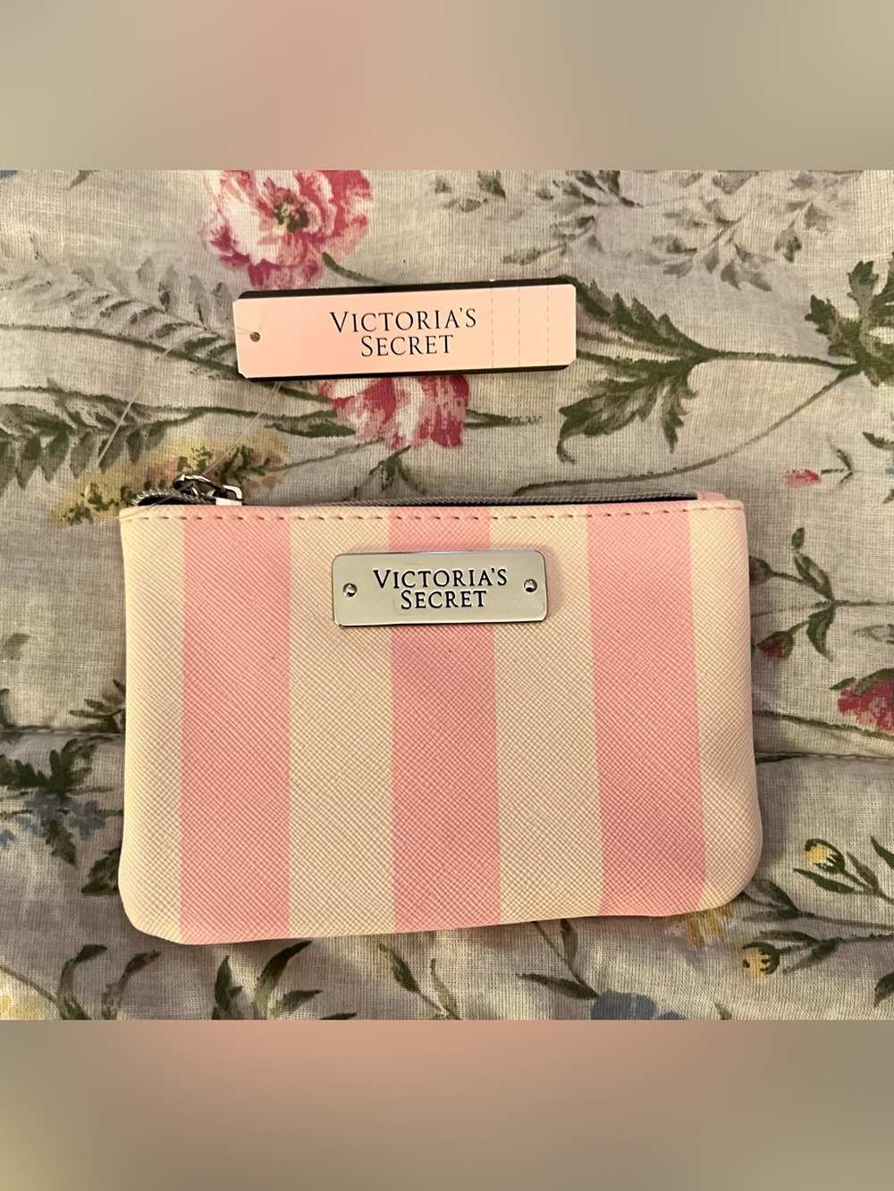 Classic Victoria’s Secret Pink Striped Wallet Change Purse 👛